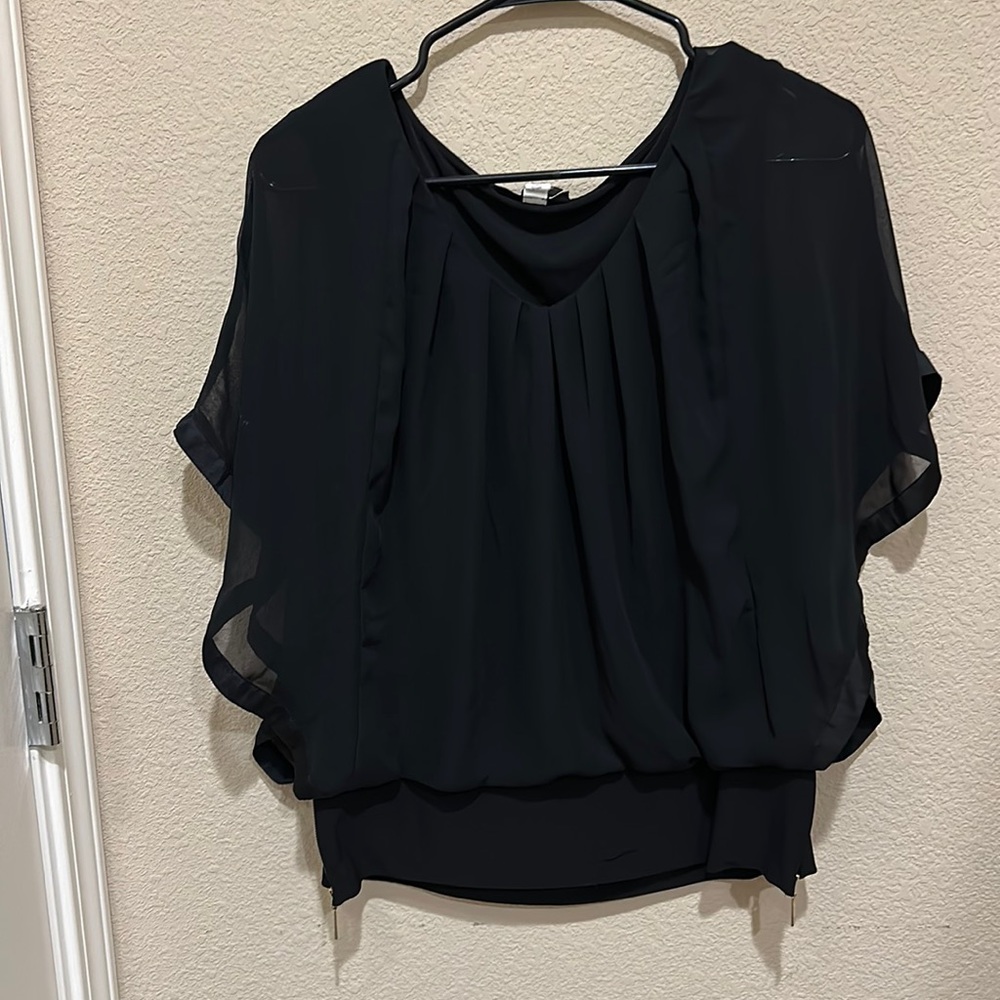Alfani blouse with great detail (polyester/spandex)